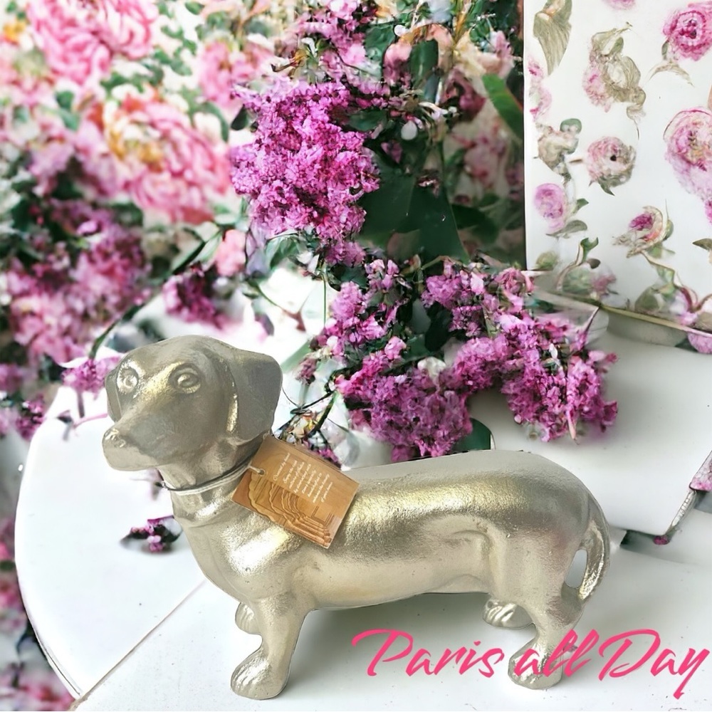 Dachshund Doxie Metal Statue Paperweight Decor